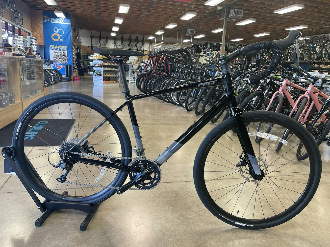 Felt Broam 60 Shimano Sora/Claris Mix - Black 2022