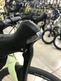 Felt Broam 40 Shimano Tiagra/Shimano GRX400 Mix - Sage Mist 2022 9 Felt Broam 40 Shimano Tiagra/Shimano GRX400 Mix - Sage Mist 2022 -Felt BaFZcFq1UPsiBOGQ8djswkbCs