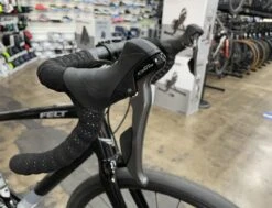 Felt Broam 60 Shimano Sora/Claris Mix - Black 2021 -Felt EEAepdL2V0ZGHVn 3 Po8fblI