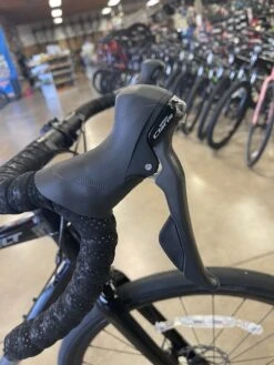 Felt Broam 60 Shimano Sora/Claris Mix - Black 2022 12 Felt Broam 60 Shimano Sora/Claris Mix - Black 2022 -Felt EPQkhXnWNe GB5l njVAK0x7c 1