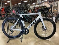 Felt AR Advanced Shimano Ultegra Reynolds AR58 White 2023