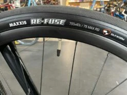 Felt Broam 60 Black 2021 -Felt JVegRyYM77BCUpVWdYyu8SXpw