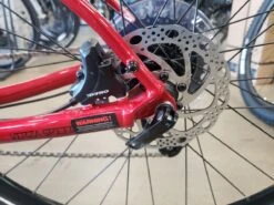 Felt Verza Speed 40 Shimano Altus - Red 2022 -Felt Lj7L6zo3WiVErkAtAL3Eaq2SA