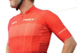 Felt Bicycles Felt Short-Sleeve Club Jersey Red | Men's 8 Felt Bicycles Felt Short-Sleeve Club Jersey Red | Men's -Felt eIMG 0955 2000x1400 2d93416b 4ceb 461e 90e5 e35aa1a78ab0