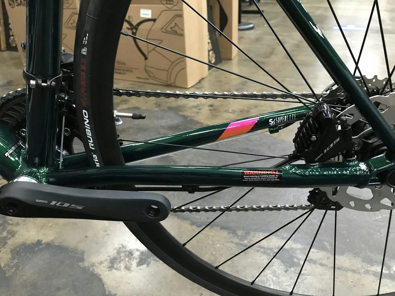 Felt FR30 Shimano 105 - Eden Green 2022 10 Felt FR30 Shimano 105 - Eden Green 2022 - Image 10