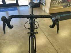 Felt Broam 60 Shimano Sora/Claris Mix - Black 2022 14 Felt Broam 60 Shimano Sora/Claris Mix - Black 2022 -Felt rJyFKY8rF EAi91ux2x SjUME