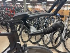 Felt B Performance Shimano Ultegra Zipp 404 Firecrest Charcoal 2023 -Felt rnuyyAOjv9P8O7z4hn4MLToFo