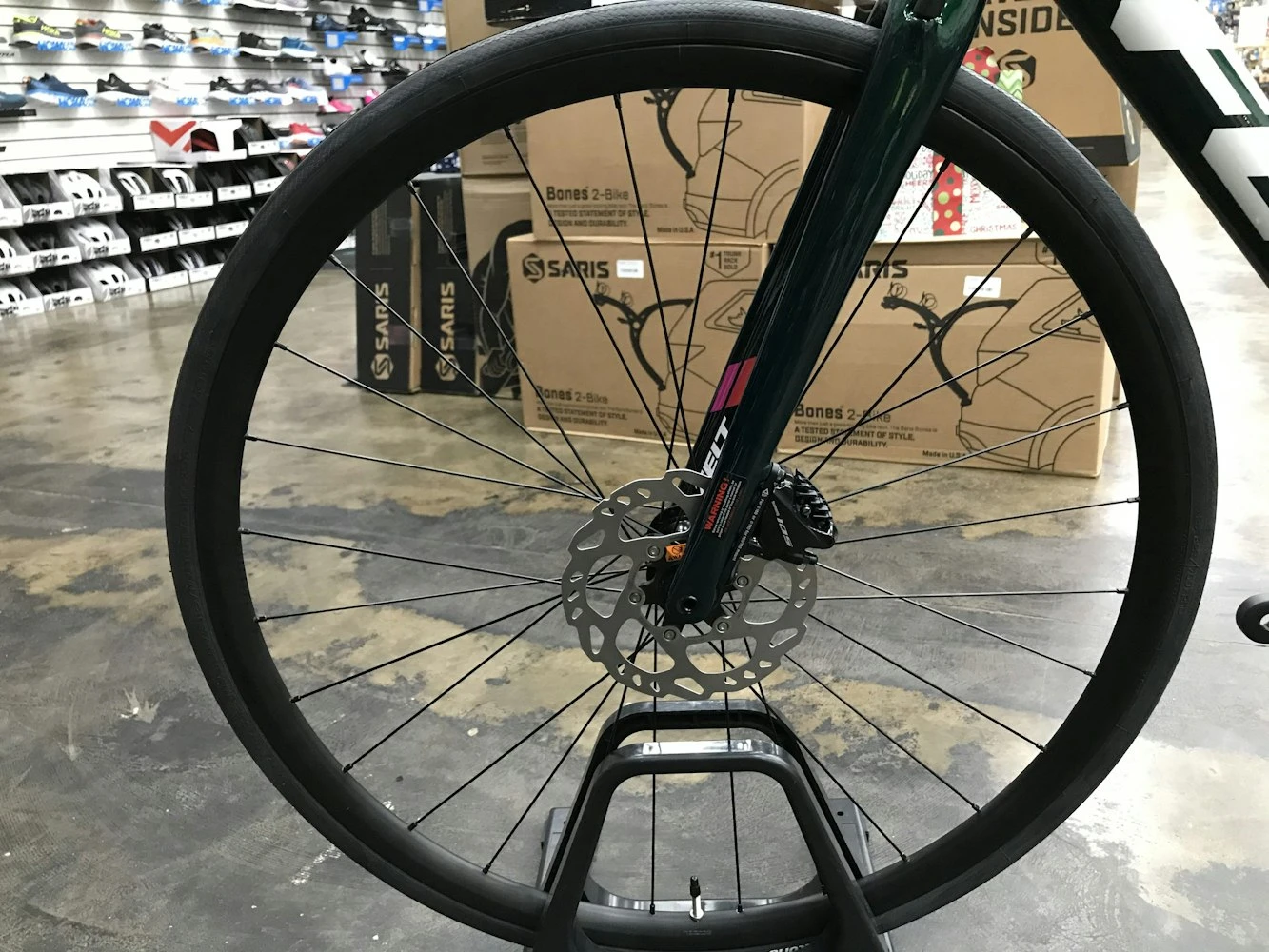 Felt FR30 Shimano 105 - Eden Green 2022 9 Felt FR30 Shimano 105 - Eden Green 2022 - Image 9