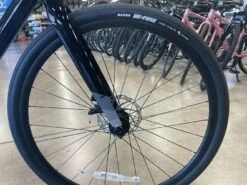 Felt Broam 60 Shimano Sora/Claris Mix - Black 2022 15 Felt Broam 60 Shimano Sora/Claris Mix - Black 2022 -Felt yrt98eie0EMywyff0nc8eV8Hg 1